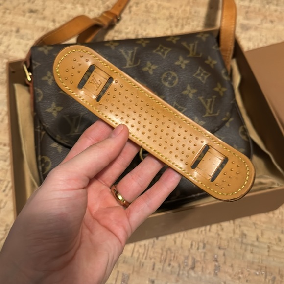 Vintage Louis Vuitton St. Cloud bag - Picture 10 of 11